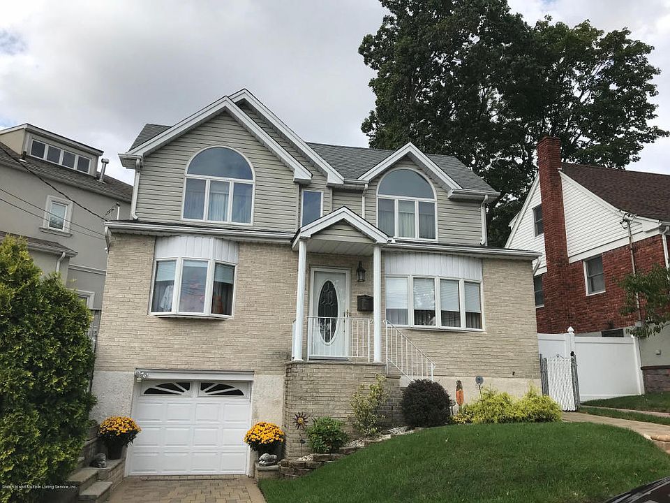 1st image of 41 Madigan Pl