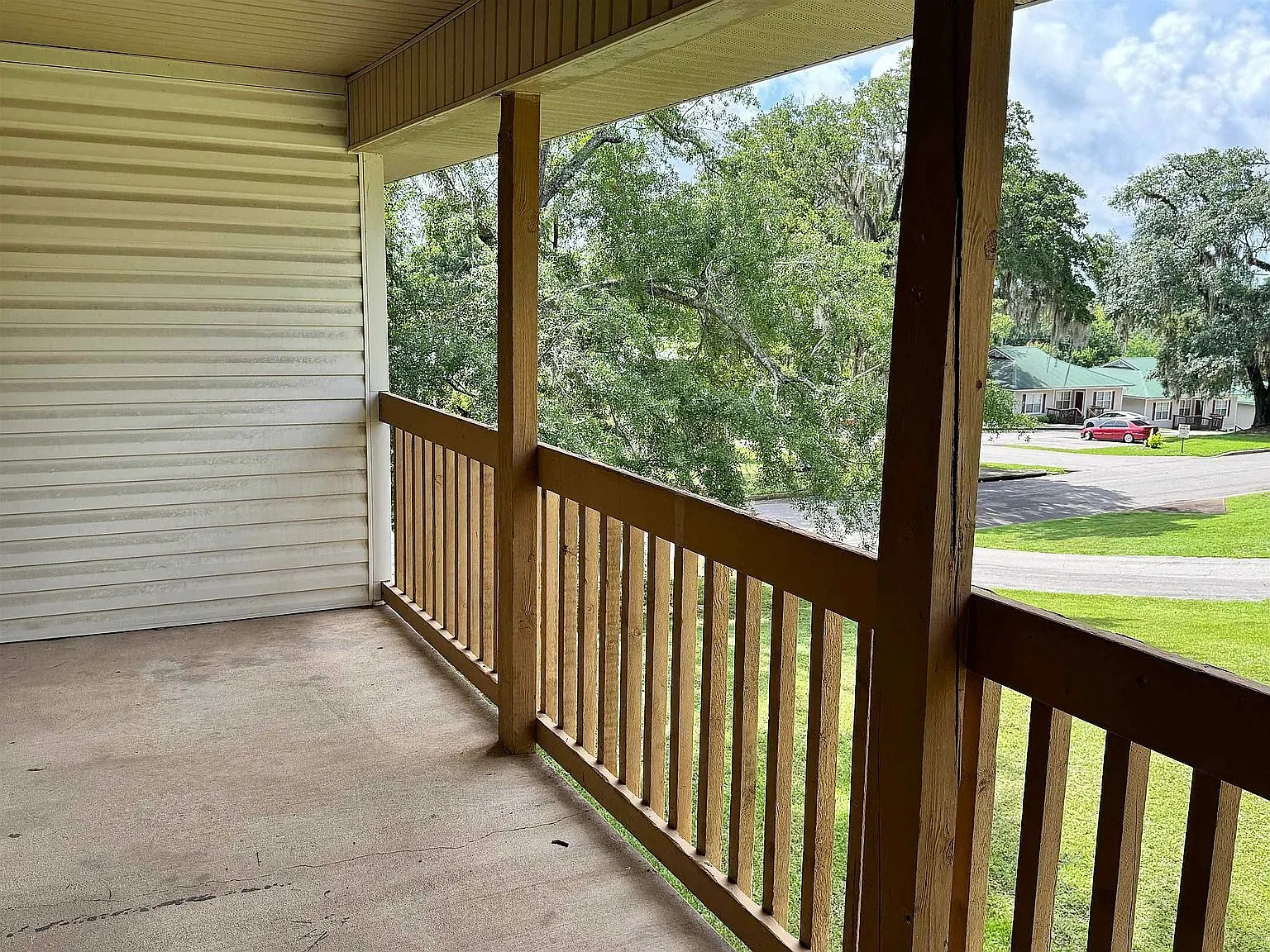 2 bed, 2.0 bath, 888 sqft, $1,225 — Photo 2
