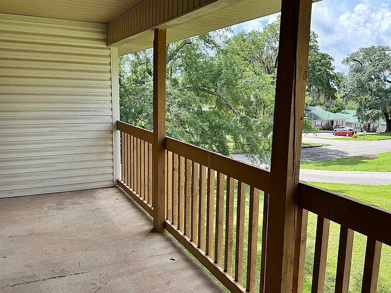 1108 Greentree Ct #I — Photo 2