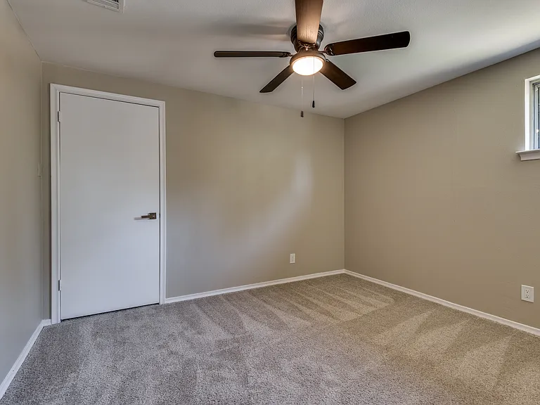 10908 Colbert Way — Photo 19