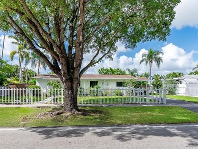 9710 Colonial Dr, Miami, FL, 33157