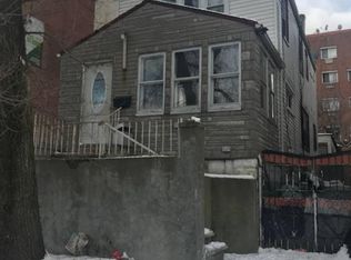 3214 108th St, Flushing, NY 11369