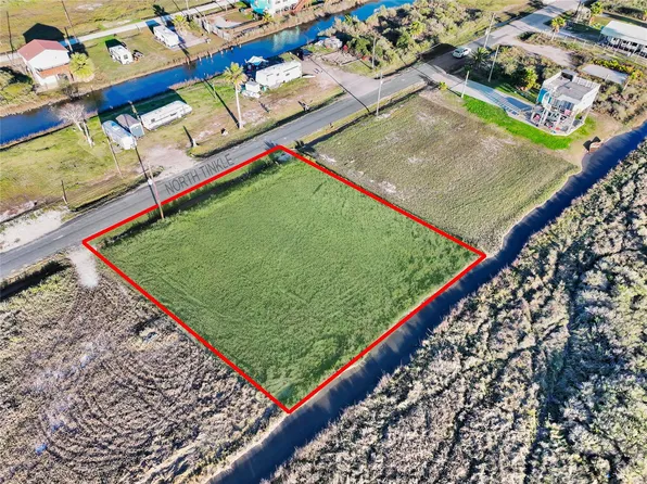 1177 N Tinkle Ln, Crystal Beach, TX 77650