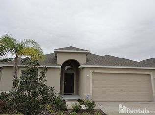 525 Laguna Mill Dr, Ruskin, FL 33570