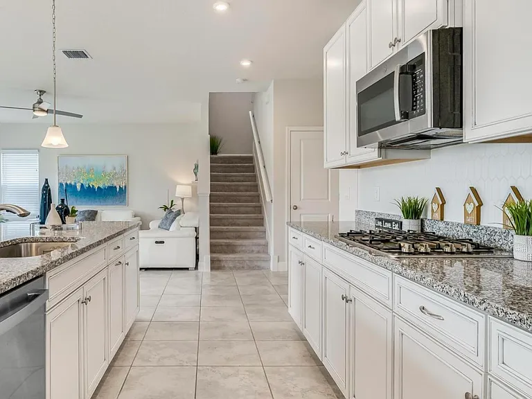 1224 Harvester Xing — Photo 16