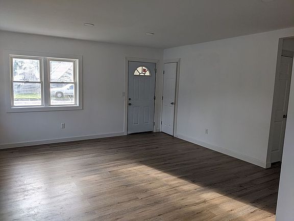 Spacious family room