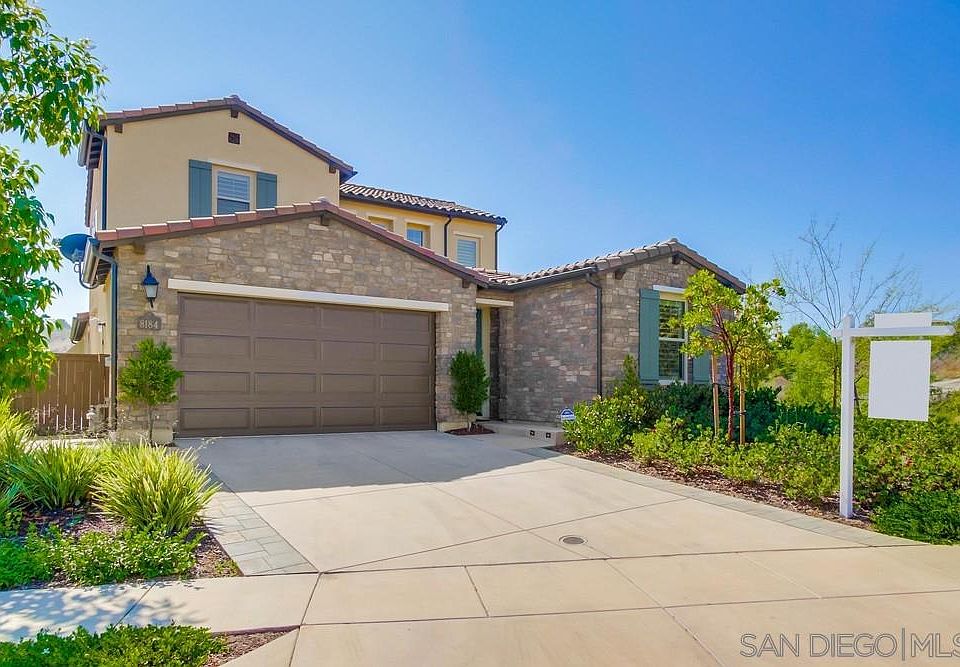 1st image of 8184 Auberge Cir