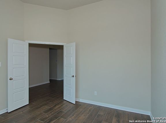 4th image of 129 Noble Woods