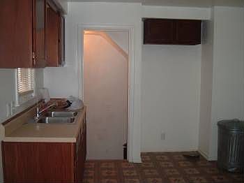 4th image of 15661 Eastburn St