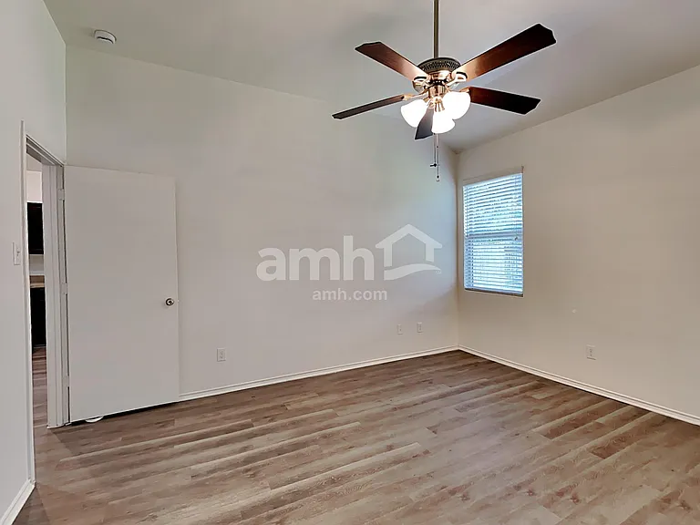 10016 Sterling Place Dr — Photo 11