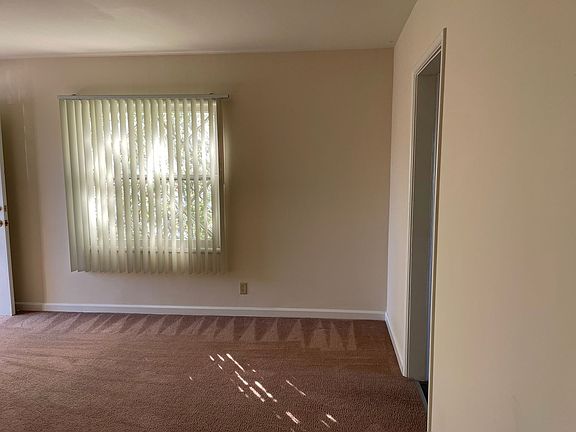 4th image of 1137 E California Ave APT 2