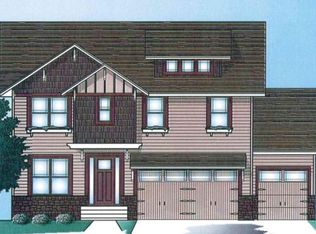 1863 Yellowstone Cir, Dickinson, ND 58601