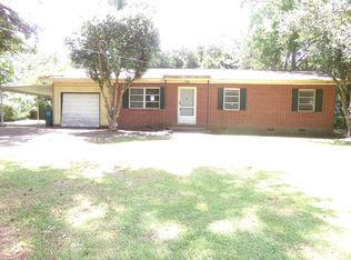 906 NE 1st St, Havana, FL 32333