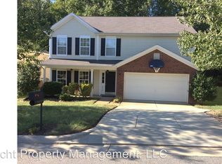 2413 Marthas Ridge Dr, Statesville, NC 28625