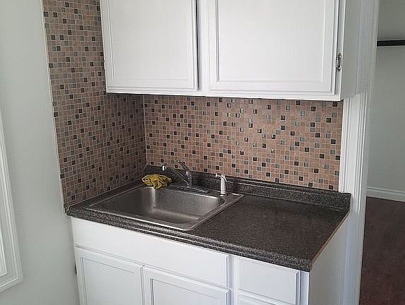2nd image of 27330 Collingwood St