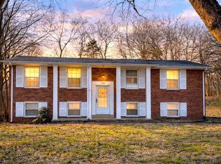 328 Dunbar Cave Rd, Clarksville, TN 37043