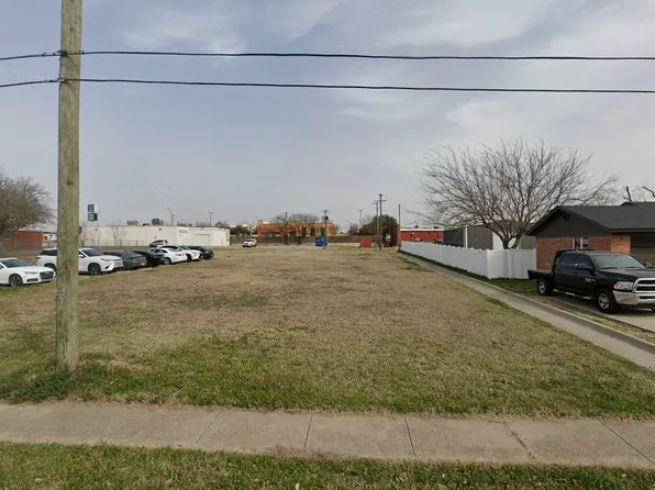405 Cozby St N, Benbrook, TX 76126