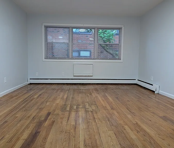725 Scotland, orange, NJ — Photo 5