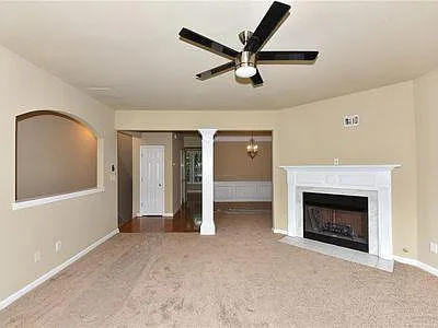2929 Wintercrest Way — Photo 7