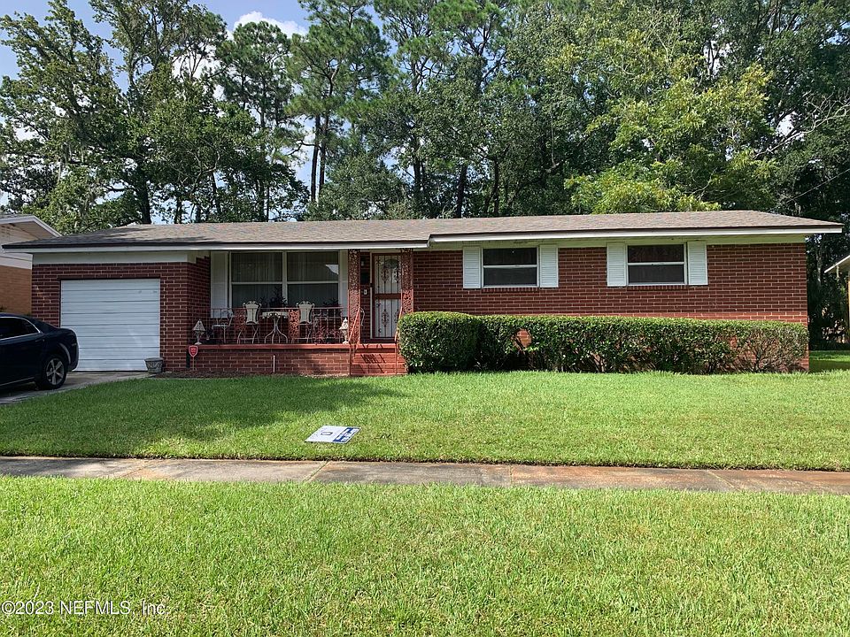 1st image of 5123 GRANN LLOYD Drive