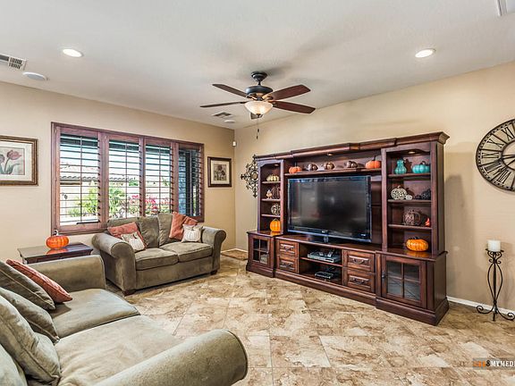 5th image of 36086 W Cartegna Ln