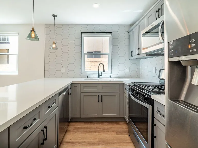 3412 Bellevue Ave — Photo 16