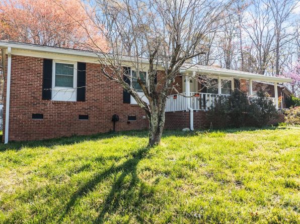 394 Efird St, Gastonia, NC 28054