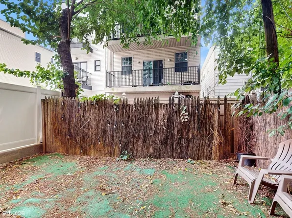 244 Webster Avenue image 22 of 25