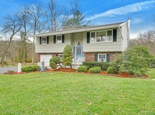 514 Diamond Rd, Jackson, NJ 08527