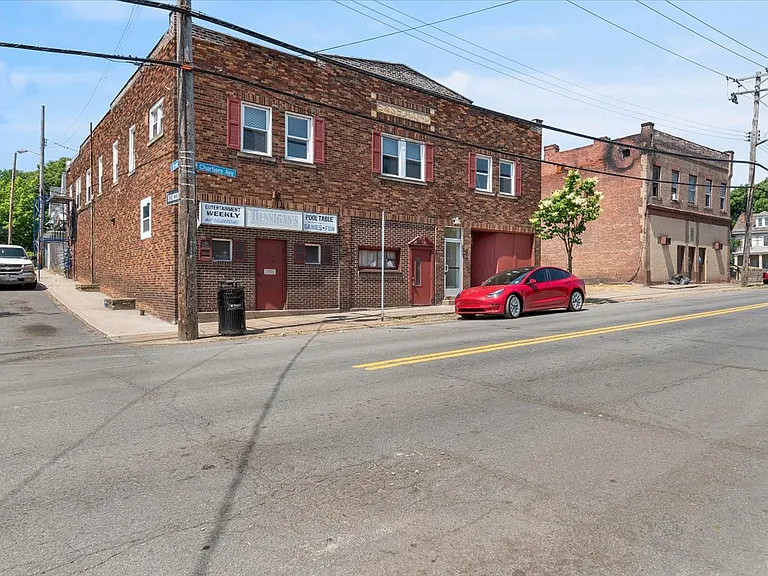 915 Chartiers Ave #2 — Photo 17
