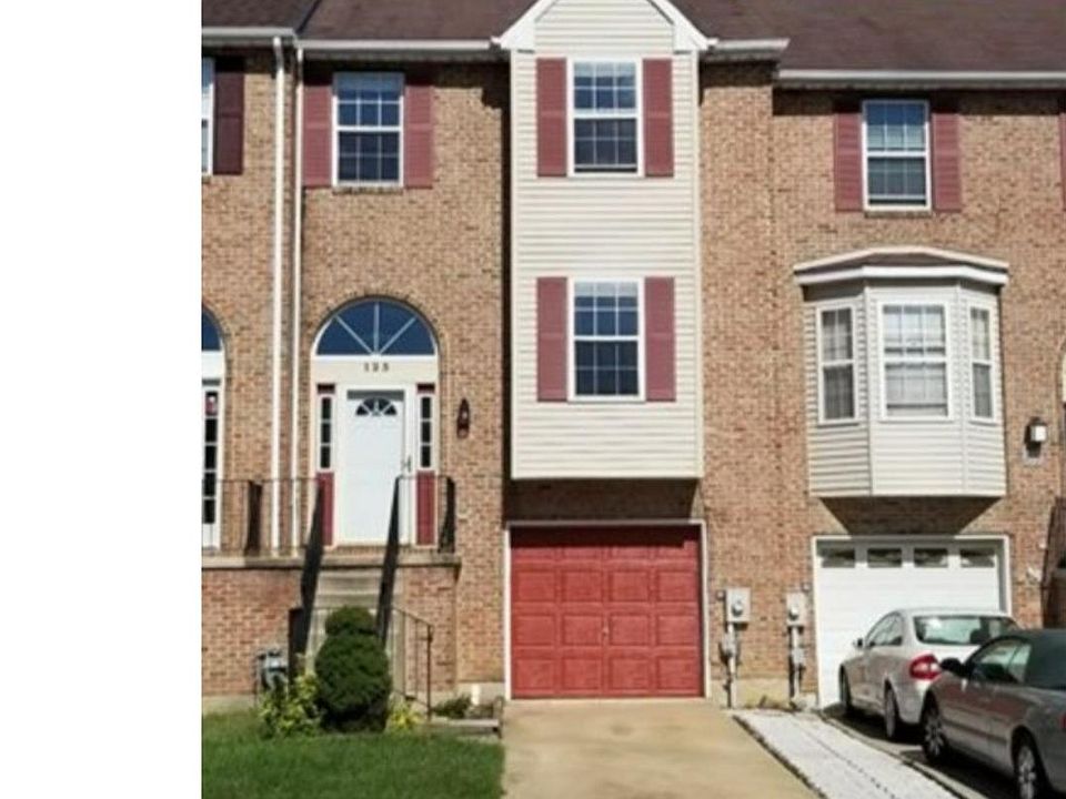 1st image of 123 Einstein Dr
