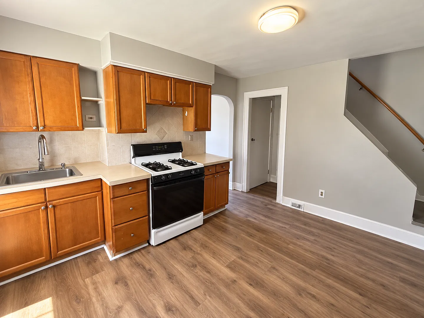 2 bed/1 bath Single Family Home McKeesport, PA — Photo 3