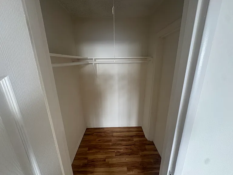 500 S Oxford Ave #1 — Photo 6