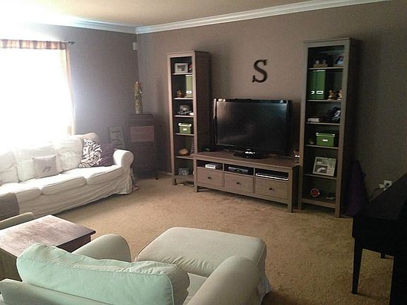 4th image of 1818 Adobe Stone Dr