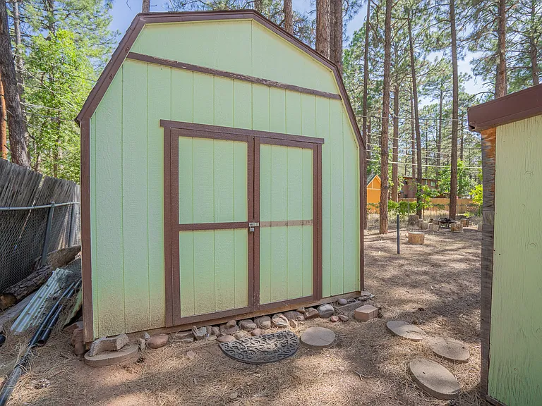 5383 Glenwood Ln — Photo 29