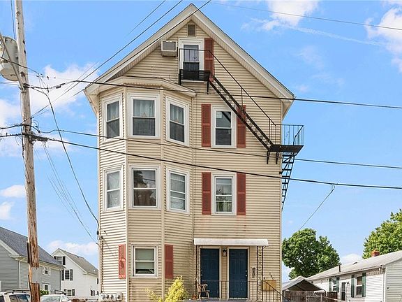3rd image of 178-180 Chandler Ave