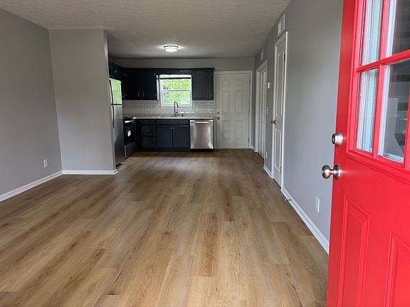 2nd image of 320 Riverside Dr #A