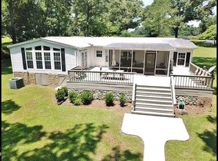 643 Smoak Bridge Cir, Warwick, GA 31796