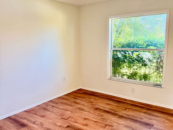 5th image of 2435 Pinehurst St