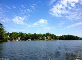 8471 Monbo Rd, Catawba, NC 28609