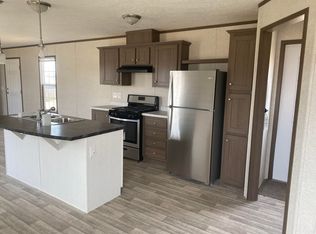 450 Sapphire Cir, Dubuque, IA 52001