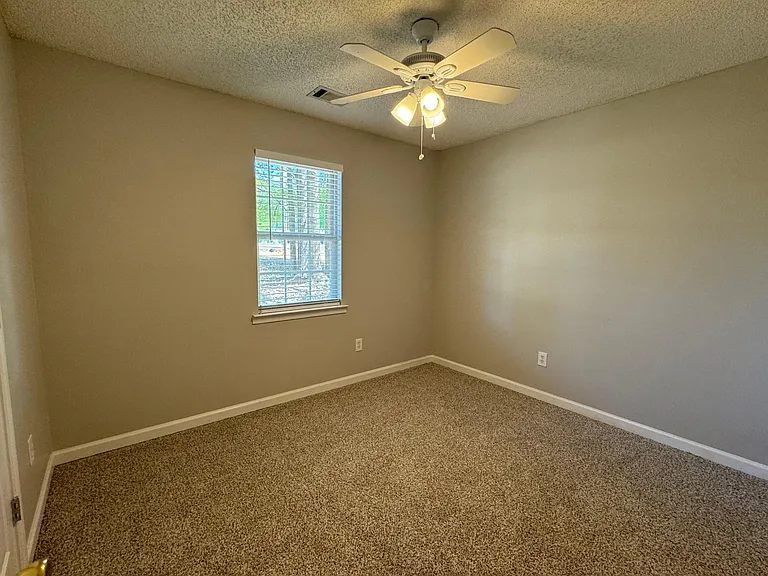 160 Bonnies Way — Photo 14