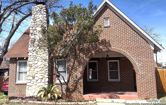 1st image of 123 North Dr