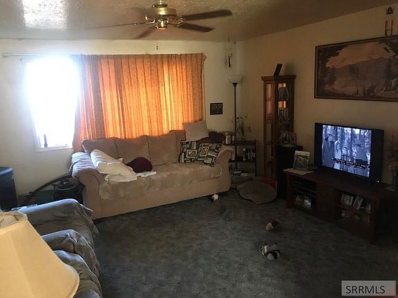3rd image of 4425 E Natalie St