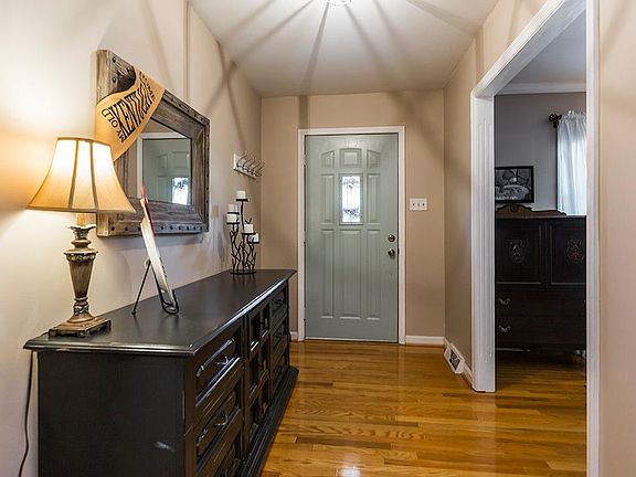 2nd image of 163 Carolyn Ln