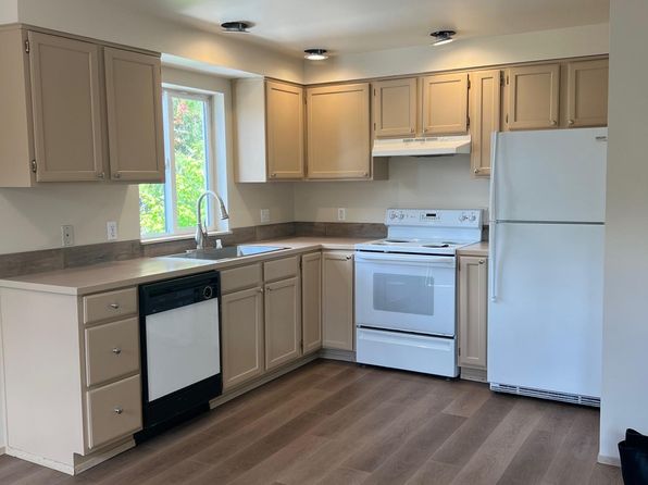 517 Pine Ave APT 1