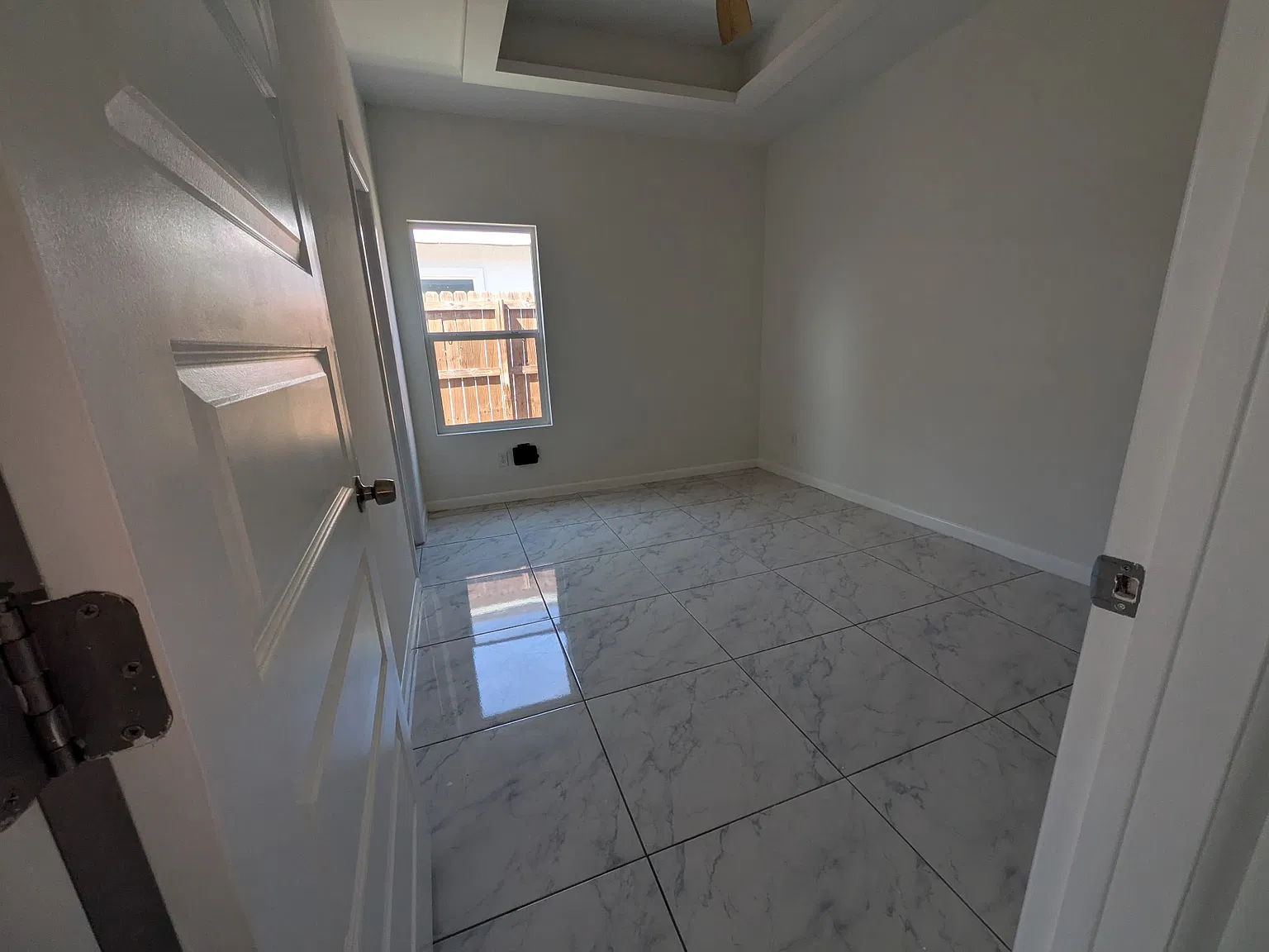 2 bed, $1,300 — Photo 4
