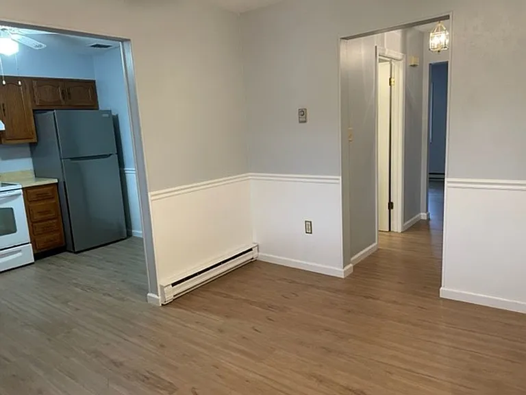 6613 Salem Park Cir — Photo 3