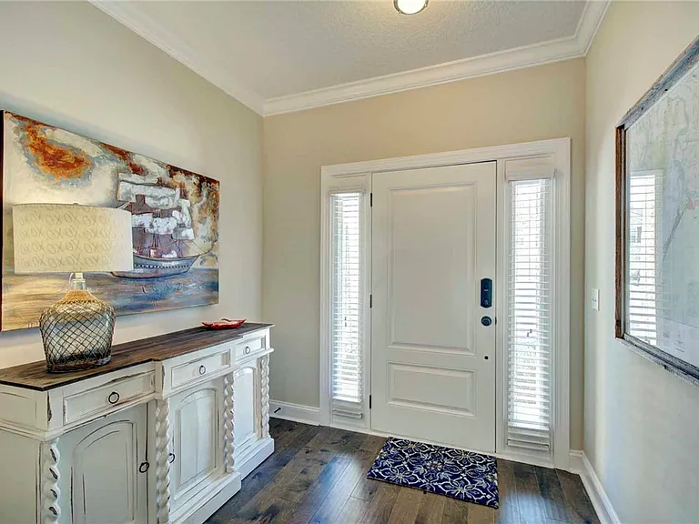 205 Mariners Cir — Photo 4