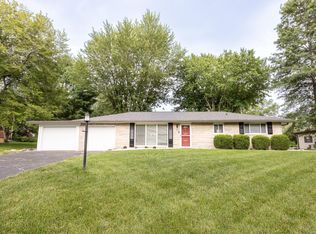 28 Coral Dr, Belleville, IL 62221